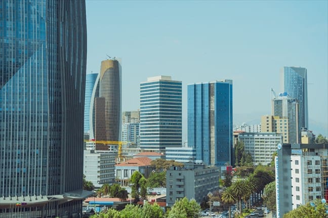 Les banques africaines freinées par leurs systèmes informatiques dans l'adoption de l'IA