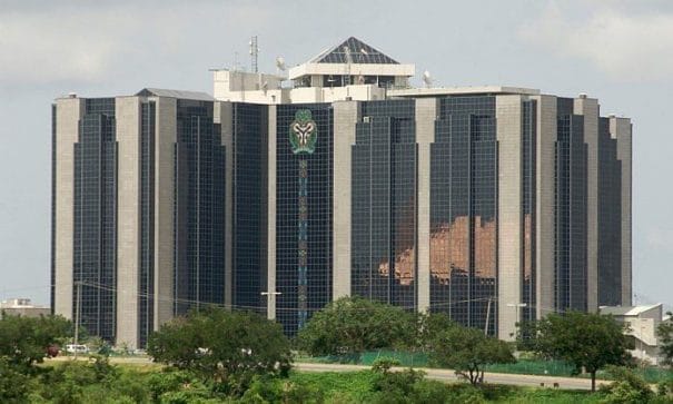 Nigeria durcit les règles pour les banques de microfinance